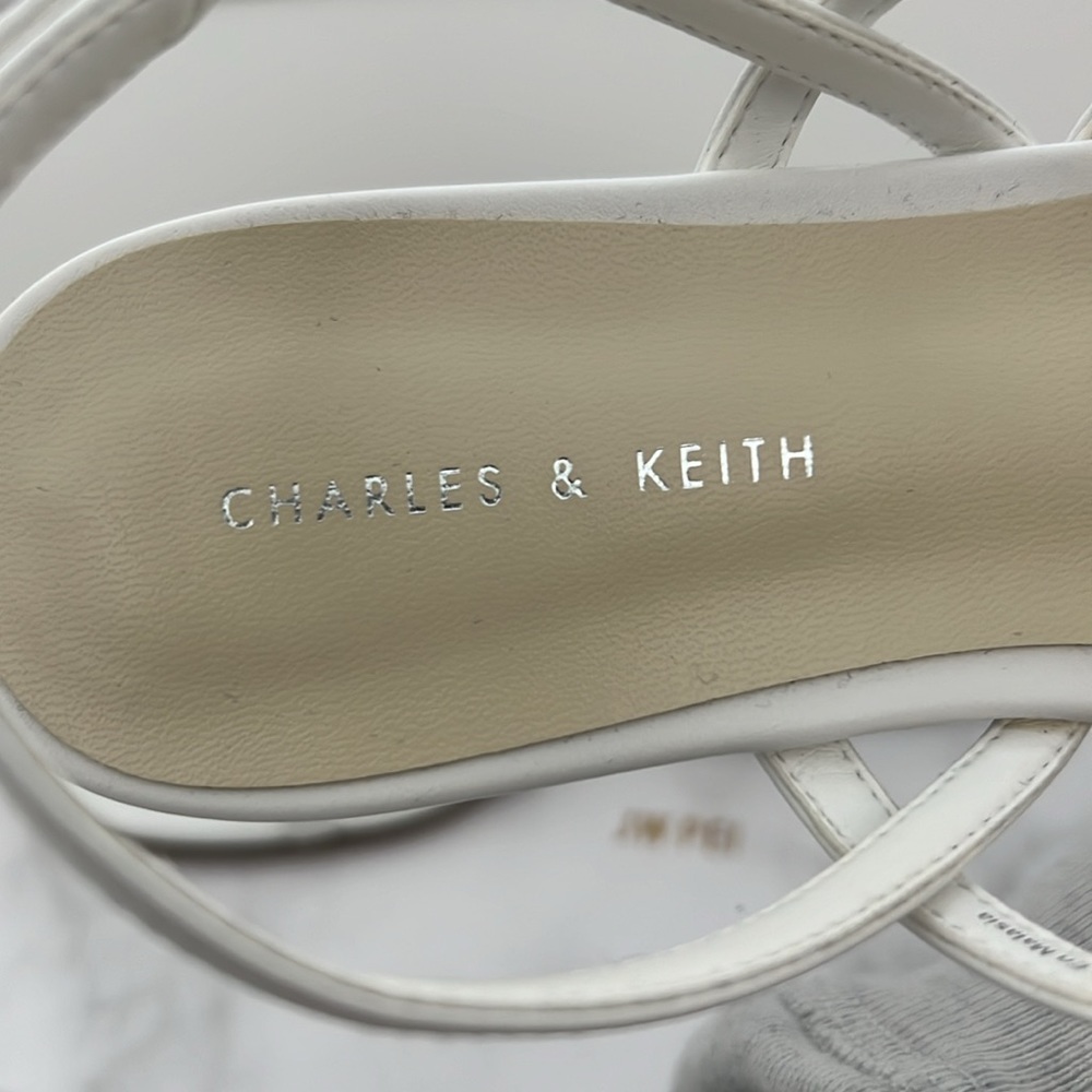 Charles & Keith sandals - Picture 4 of 5